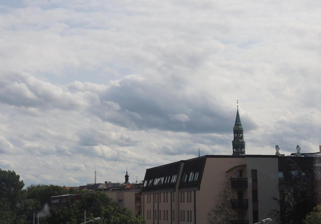 Historische Altbauwohnungen Im Zentrum Von - Apolonialiving Zwickau