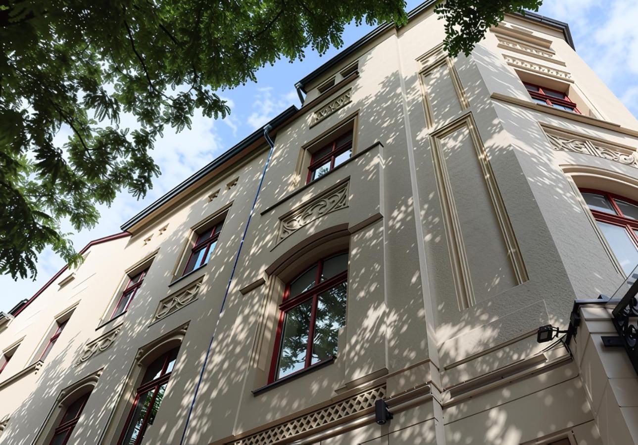 Historische Altbauwohnungen Im Zentrum Von - Apolonialiving